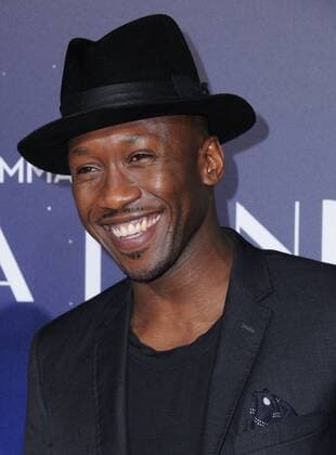 December 6, 2016 - Westwood, CA, United States - 06 December 2016 - Westwood, California. Mahershala Ali. Premiere of Liongate s La La Land held at Mann Village Theater. Photo Credit: AdMedia Westwood United States - ZUMAa123 20161206_zaa_a123_094