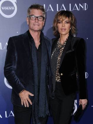 December 6, 2016 - Westwood, CA, United States - 06 December 2016 - Westwood, California. Harry Hamlin, Lisa Rinna. Premiere of Liongate s La La Land held at Mann Village Theater. Photo Credit: AdMedia Westwood United States - ZUMAa123 20161206_zaa_a123_134