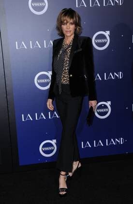 December 6, 2016 - Westwood, CA, United States - 06 December 2016 - Westwood, California. Lisa Rinna. Premiere of Liongate s La La Land held at Mann Village Theater. Photo Credit: AdMedia Westwood United States - ZUMAa123 20161206_zaa_a123_145