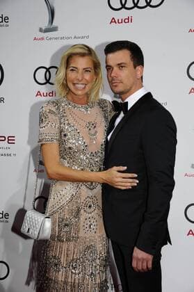 Giulia Siegel mit Begleitung 10 Jahre Audi Generation Award Preis, Auszeichnung Hotel Bayerischer Hof München 07. Dezember 2016