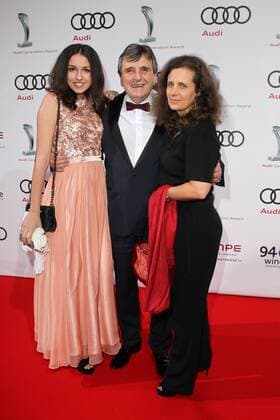 Arabella und Peter Pongratz mit Tochter Ramona, Audi Generation Award 2016 im Hotel Bayerischer Hof in Muenchen am 07.12.2016