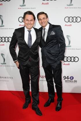 Michael Link mit Ehemann Andreas, Audi Generation Award 2016 im Hotel Bayerischer Hof in Muenchen am 07.12.2016