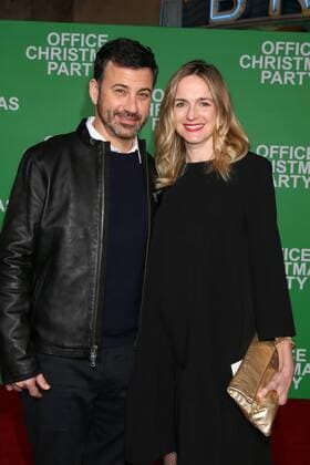 LOS ANGELES - DEC 7: Jimmy Kimmel, wife at the Office Christmas Party Premiere at Village Theater on December 7, 2016 in Westwood, CA  Copyright: xKathyxHutchinsx xIPAx