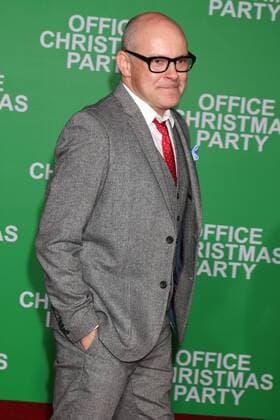 LOS ANGELES - DEC 7: Rob Corddry at the Office Christmas Party Premiere at Village Theater on December 7, 2016 in Westwood, CA  Copyright: xKathyxHutchinsx xIPAx