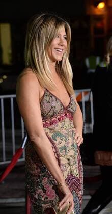Cast member Jennifer Aniston attends the premiere of the motion picture comedy Office Christmas Party at the Regency Village Theater in the Westwood section of Los Angeles on December 7, 2016. Storyline: When the CEO tries to close her hard-partying brother s branch, he and his Chief Technical Officer must rally their co-workers and host an epic office Christmas party in an effort to impress a potential client and close a sale that will save their jobs.  LAP2016120766 JIMxRUYMEN