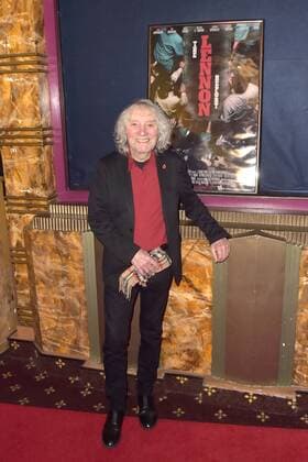Albert Lee bei der Premiere des Kinofilms The Lennon Report im Crest Theatre. Los Angeles, 08.12.2016 Foto:xD.xStarbuckx xFuturexImage