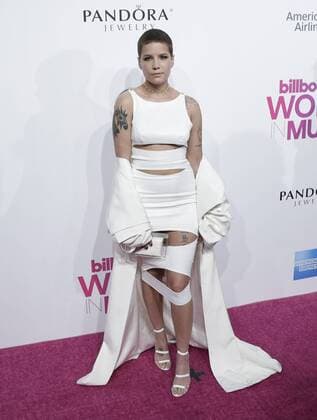 Halsey arrives on the red carpet at the Billboard Women in Music 2016 event on December 9, 2016 in New York City.  NYP20161209133 JOHNxANGELILLO
