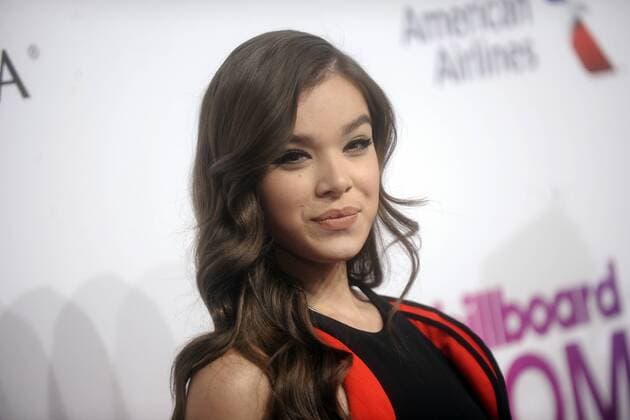 Hailee Steinfeld beim 11. Billboard Women in Music 2016 Event am Pier 36. New York, 09.12.2016 Foto:xD.xVanxTinex xFuturexImage