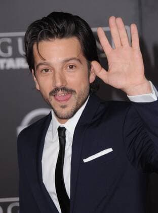 December 10, 2016 - Hollywood, CA, United States - 10 December 2016 - Hollywood, California - Diego Luna. Rogue One: A Star Wars Story World premiere held at Pantages Theater. Photo Credit: AdMedia Hollywood United States - ZUMAa123 20161210_zaa_a123_082