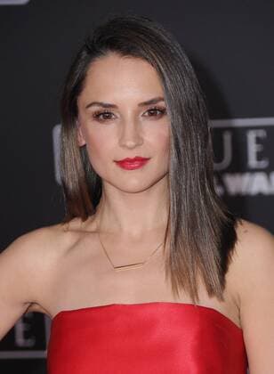 December 10, 2016 - Hollywood, CA, United States - 10 December 2016 - Hollywood, California - Rachel Leigh Cook. Rogue One: A Star Wars Story World premiere held at Pantages Theater. Photo Credit: AdMedia Hollywood United States - ZUMAa123 20161210_zaa_a123_104
