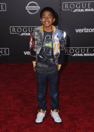 December 10, 2016 - Hollywood, CA, United States - 10 December 2016 - Hollywood, California - MIles Brown. Rogue One: A Star Wars Story World premiere held at Pantages Theater. Photo Credit: AdMedia Hollywood United States - ZUMAa123 20161210_zaa_a123_136