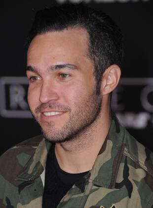 December 10, 2016 - Hollywood, CA, United States - 10 December 2016 - Hollywood, California - Pete Wentz. Rogue One: A Star Wars Story World premiere held at Pantages Theater. Photo Credit: AdMedia Hollywood United States - ZUMAa123 20161210_zaa_a123_164