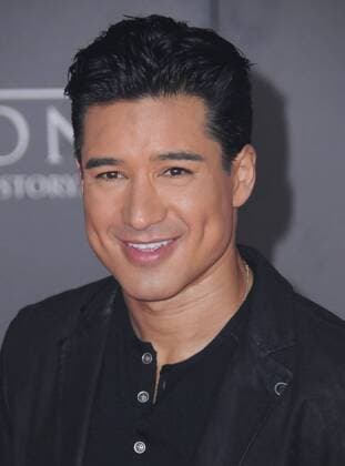 December 10, 2016 - Hollywood, CA, United States - 10 December 2016 - Hollywood, California - Mario Lopez. Rogue One: A Star Wars Story World premiere held at Pantages Theater. Photo Credit: AdMedia Hollywood United States - ZUMAa123 20161210_zaa_a123_211