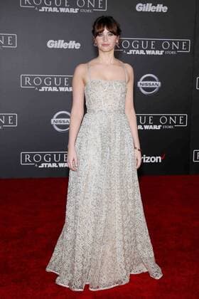 Felicity Jones bei der Rogue One: A Star Wars Story Film Premiere am 10.12.2016 in Hollywood, Los Angeles Rogue One: A Star Wars Story World Premiere in Hollywood, Los Angeles, 2016 