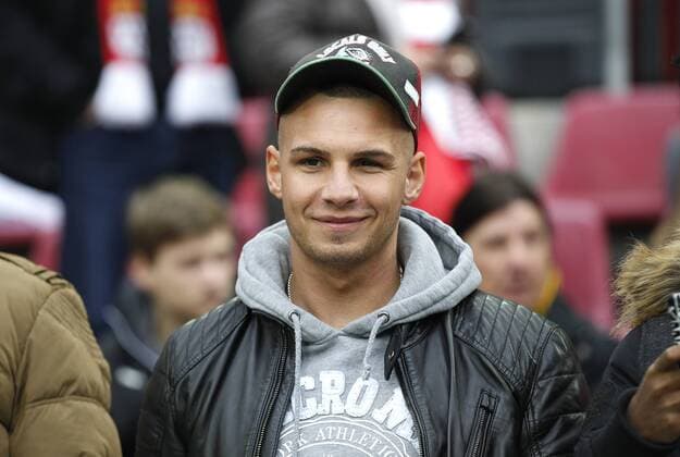 Fussball-Bundesliga 1.FC Köln - Borussia Dortmund Köln, RheinEnergieStadion, 10.12.16: Pietro Lombardi zu Gast im Stadion im Spiel der 1. Bundesliga zwischen 1.FC Köln vs. Borussia Dortmund in der Saison 2016 2017.