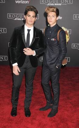 December 10, 2016 - Los Angeles, California, United States - December 10th 2016 - Los Angeles California USA - Boy Band Members FOR EVER IN YOUR MIND: EMERY KELLY, RICKY GARCIA at the World Premiere for Rogue One Star Wars held at the Pantages Theater, Hollywood, Los Angeles CA Los Angeles United States - ZUMAf05_ 20161210_zaf_f05_037