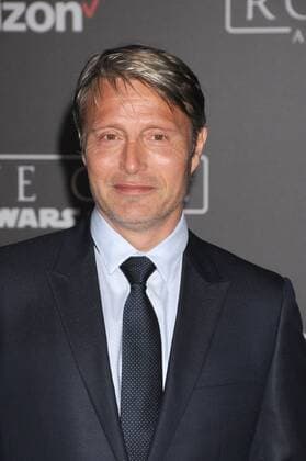 December 10, 2016 - Los Angeles, California, United States - December 10th 2016 - Los Angeles California USA - Actor MADS MIKKELSEN at the World Premiere for Rogue One Star Wars held at the Pantages Theater, Hollywood, Los Angeles CA Los Angeles United States - ZUMAf05_ 20161210_zaf_f05_059