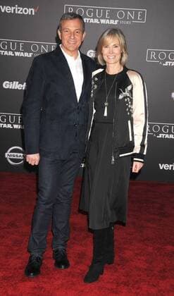December 10, 2016 - Los Angeles, California, United States - December 10th 2016 - Los Angeles California USA - Executive ROBERT IGER, wife WILLOW BAY at the World Premiere for Rogue One Star Wars held at the Pantages Theater, Hollywood, Los Angeles CA Los Angeles United States - ZUMAf05_ 20161210_zaf_f05_073