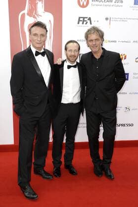 Oliver Masucci, Fabian Busch und Christoph Müller bei der Verleihung vom 29. Europäischen Filmpreis 2016 29th European Film Awards 2016 im Nationalen Forum für Musik. Breslau, 10.12.2016 Foto:xS.xGabschx xFuturexImage