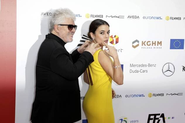 Pedro Almodovar und Adriana Ugarte bei der Verleihung vom 29. Europäischen Filmpreis 2016 29th European Film Awards 2016 im Nationalen Forum für Musik. Breslau, 10.12.2016 Foto:xS.xGabschx xFuturexImage