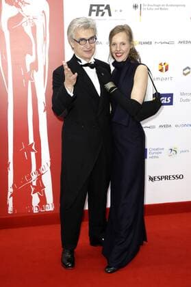 Wim Wenders mit Gattin Donata bei der Verleihung vom 29. Europäischen Filmpreis 2016 29th European Film Awards 2016 im Nationalen Forum für Musik. Breslau, 10.12.2016 Foto:xS.xGabschx xFuturexImage