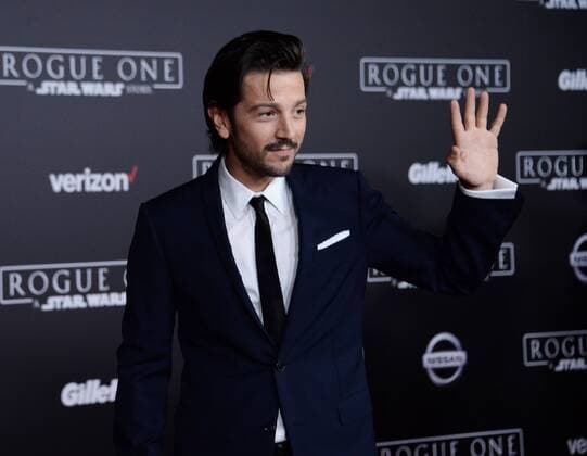 Cast member Diego Luna attends the premiere of the sci-fi motion picture Rogue One: A Star Wars Story at the Pantages Theatre in the Hollywood section of Los Angeles on December 10, 2016. Storyline: The Rebellion makes a risky move to steal the plans to the Death Star, setting up the epic saga to follow.  LAP2016121029 JIMxRUYMEN