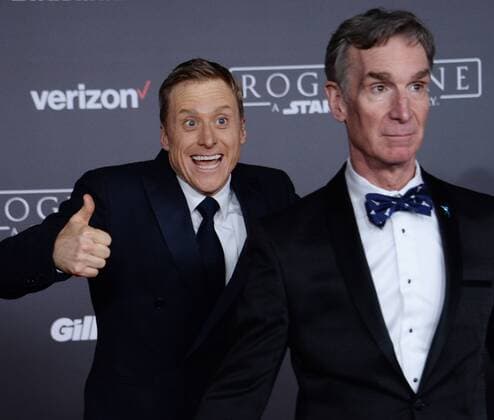 Cast member Alan Tudyk (L) and science educator Bill Nye attend the premiere of the sci-fi motion picture Rogue One: A Star Wars Story at the Pantages Theatre in the Hollywood section of Los Angeles on December 10, 2016. Storyline: The Rebellion makes a risky move to steal the plans to the Death Star, setting up the epic saga to follow.  LAP2016121075 JIMxRUYMEN