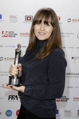 Camilla Hjelm Knudsen mit dem Preis für die beste Kamera bei Under Sandet Unter dem Sand - Das Versprechen der Freiheit bei der Verleihung vom 29. Europäischen Filmpreis 2016 29th European Film Awards 2016 im Nationalen Forum für Musik. Breslau, 10.12.2016 Foto:xS.xGabschx xFuturexImage