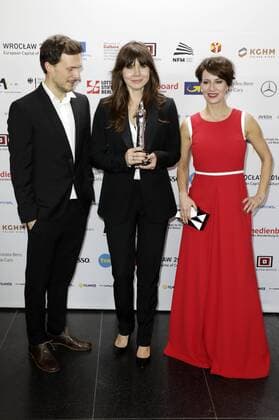 Michal Englert, Malgorzata Szumowska und Maja Ostaszewska mit dem Publikumspreis für Cialo Body bei der Verleihung vom 29. Europäischen Filmpreis 2016 29th European Film Awards 2016 im Nationalen Forum für Musik. Breslau, 10.12.2016 Foto:xS.xGabschx xFuturexImage