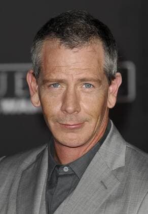 Ben Mendelsohn ROGUE ONE: A STAR WARS STORY FILM PREMIERE Hollywood Patrick Rideaux PicturePerfect