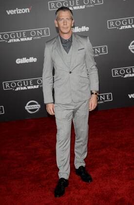 Ben Mendelsohn ROGUE ONE: A STAR WARS STORY FILM PREMIERE Hollywood Patrick Rideaux PicturePerfect