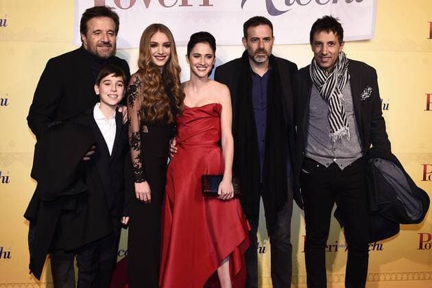 Db Milano 12 12 2016 - red carpet film Poveri ma ricchi - Christian De Sica-Giulio Bartolomei-Federica Lucaferri-Lodovica Comello-Ubaldo Pantani-Fausto Brizzi 