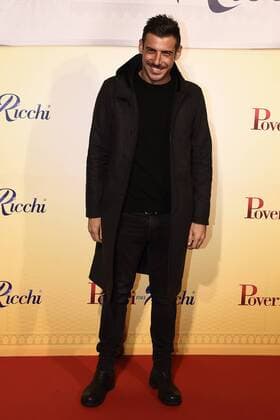 Db Milano 12 12 2016 - red carpet film Poveri ma ricchi - Francesco Gabbani 