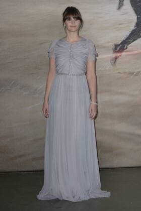 . 13 12 2016. London, United Kingdom. Felicity Jones ROGUE ONE: A STAR WARS STORY launch event at The Tate Modern, London, UK.  xBenxStevensx xi-Imagesx IIM-14021-0002