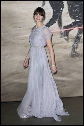 . 13 12 2016. London, United Kingdom. Felicity Jones. ROGUE ONE: A STAR WARS STORY launch event at The Tate Modern, London, UK.  xBenxStevensx xi-Imagesx IIM-14021-0007