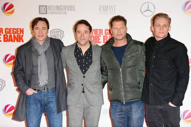 Bilder des Tages Michael Bully Herbig, Jan Josef Liefers, Til Schweiger, Matthias Schweighöfer Weltpremiere von Vier gegen die Bank im CineStar im Sony Center in Berlin am 13.12.2016