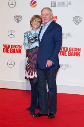 Wolfgang Petersen mit Frau Maria Borgel-Petersen - Weltpremiere von VIER GEGEN DIE BANK im CineStar Kino im Sony Center in Berlin am 13.12.2016. Premiere VIER GEGEN DIE BANK