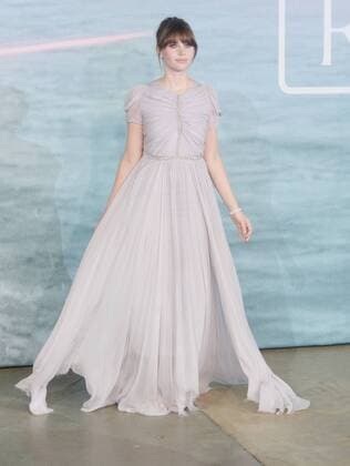 British actress Felicity Jones attends the premiere of Rogue One: A Star Wars Story at Tate Modern in London on December 13, 2016.  LON20161213108 RUNExHELLESTAD