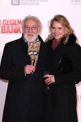 Dieter Hallervorden und Christiane Zander bei der Film Premiere von Vier gegen die Bank am 13.12.2016 in Berlin Vier gegen die Bank Filmpremiere in Berlin, 2016 