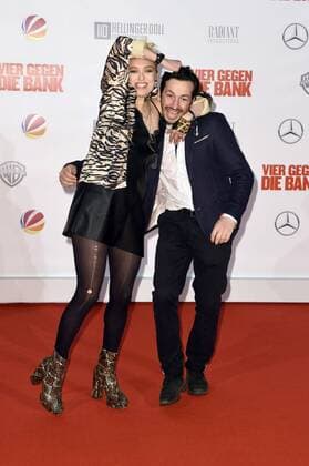Caro Cult und Arnel Taci bei der Premiere des Kinofilms Vier gegen die Bank im Cinestar Sony Center am Potsdamer Platz. Berlin, 13.12.2016 Foto:xF.xKernx xFuturexImage