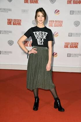 Lisa-Marie Koroll bei der Premiere des Kinofilms Vier gegen die Bank im Cinestar Sony Center am Potsdamer Platz. Berlin, 13.12.2016 Foto:xF.xKernx xFuturexImage