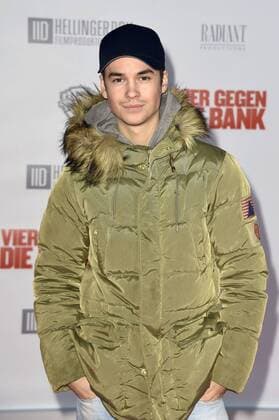 Louis Held bei der Premiere des Kinofilms Vier gegen die Bank im Cinestar Sony Center am Potsdamer Platz. Berlin, 13.12.2016 Foto:xF.xKernx xFuturexImage
