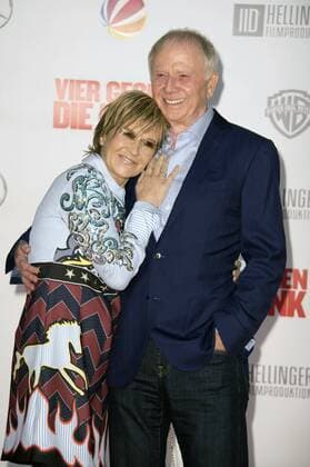 Wolfgang Petersen mit Ehefrau Maria Borgel-Petersen bei der Premiere des Kinofilms Vier gegen die Bank im Cinestar Sony Center am Potsdamer Platz. Berlin, 13.12.2016 Foto:xF.xKernx xFuturexImage
