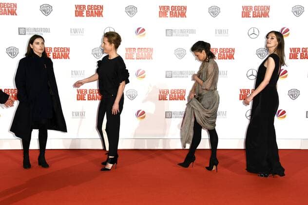 Antje Traue, Claudia Michelsen, Jana Pallaske und Alexandra Maria Lara bei der Premiere des Kinofilms Vier gegen die Bank im Cinestar Sony Center am Potsdamer Platz. Berlin, 13.12.2016 Foto:xF.xKernx xFuturexImage