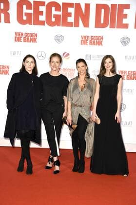 Antje Traue, Claudia Michelsen, Jana Pallaske und Alexandra Maria Lara bei der Premiere des Kinofilms Vier gegen die Bank im Cinestar Sony Center am Potsdamer Platz. Berlin, 13.12.2016 Foto:xF.xKernx xFuturexImage