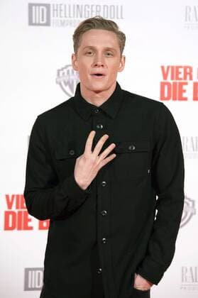 Matthias Schweighöfer bei der Premiere des Kinofilms Vier gegen die Bank im Cinestar Sony Center am Potsdamer Platz. Berlin, 13.12.2016 Foto:xF.xKernx xFuturexImage