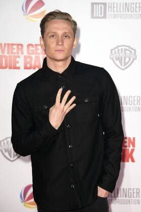 Matthias Schweighöfer bei der Premiere des Kinofilms Vier gegen die Bank im Cinestar Sony Center am Potsdamer Platz. Berlin, 13.12.2016 Foto:xF.xKernx xFuturexImage
