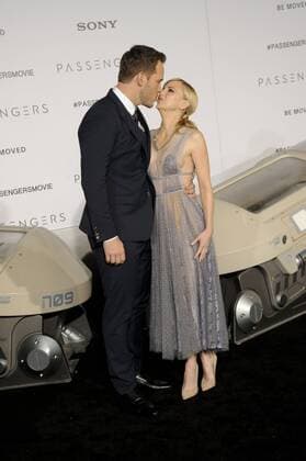 Chris Pratt & wife Anna Faris PASSENGERS FILM PREMIERE Los Angeles Patrick Rideaux PicturePerfect