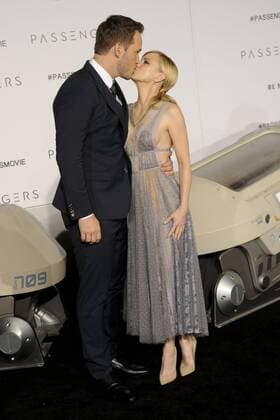 Chris Pratt & wife Anna Faris PASSENGERS FILM PREMIERE Los Angeles Patrick Rideaux PicturePerfect