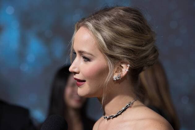 Jennifer Lawrence attends the world premiere of Passengers at Regency Village Theatre on December 14, 2016 in Los Angeles, California USA 2016 The World Premiere of Passengers at Regency Village Theatre in Los Angeles, CA.  Copyright: xMSUxStudiox IMG_0077